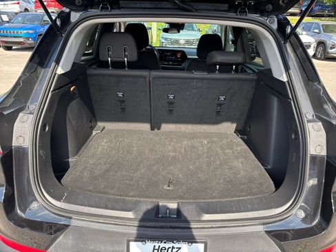 Used 2025 Chevrolet TrailBlazer LT FWD image 29