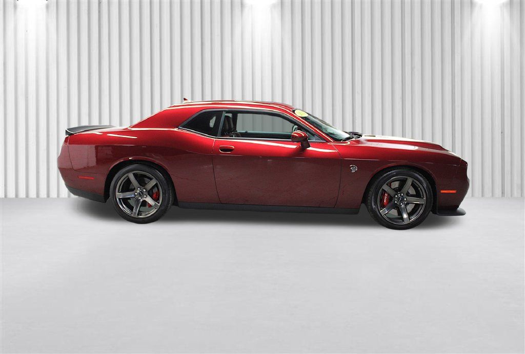 Used 2022 Dodge Challenger SRT Hellcat w/ Plus Package RWD image 2
