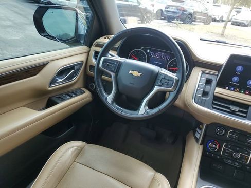 Used 2021 Chevrolet Suburban Premier image 10