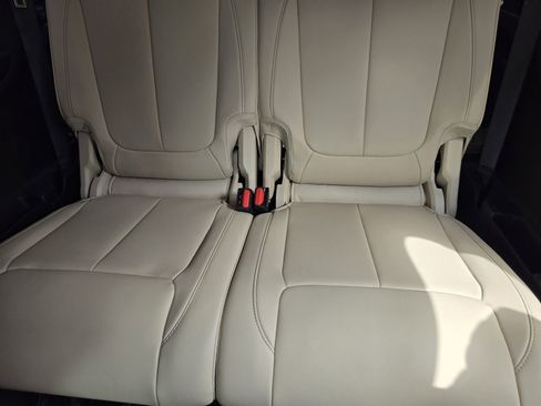 Used 2021 Jeep Grand Cherokee L Limited w/ Trailer Tow Group (B) image 34