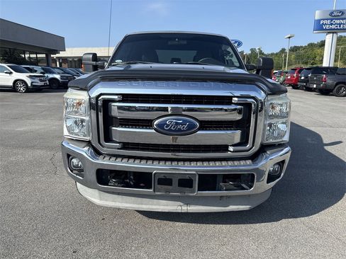 Used 2011 Ford F250 XLT image 2