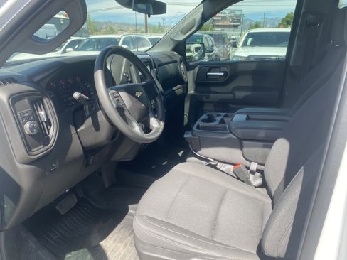 Used 2022 Chevrolet Silverado 1500 W/T w/ Trailering Package image 12