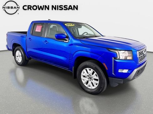 Used 2024 Nissan Frontier SV w/ SV Convenience Package RWD image 3