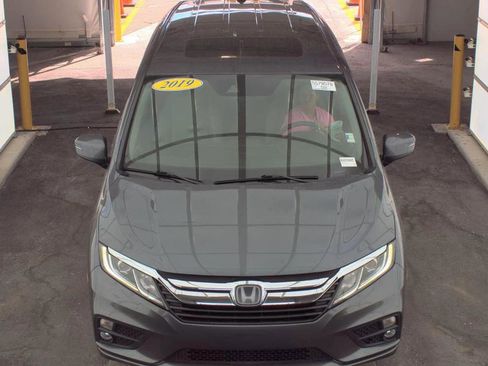 Used 2019 Honda Odyssey EX-L image 2