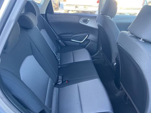 Certified 2022 Kia Soul LX w/ Technology Package image 14