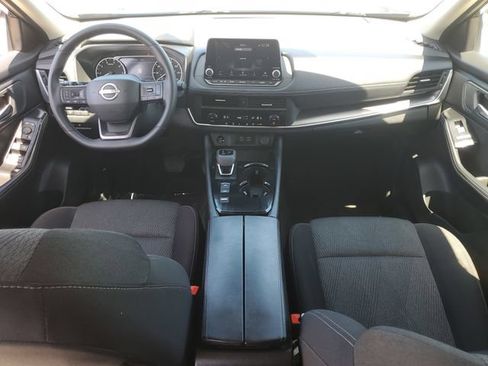 Used 2025 Nissan Rogue SV FWD image 19