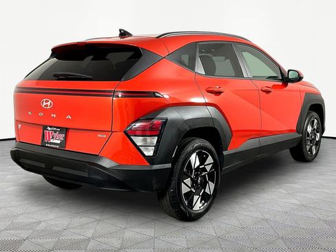 Used 2025 Hyundai Kona SEL AWD/4WD image 6