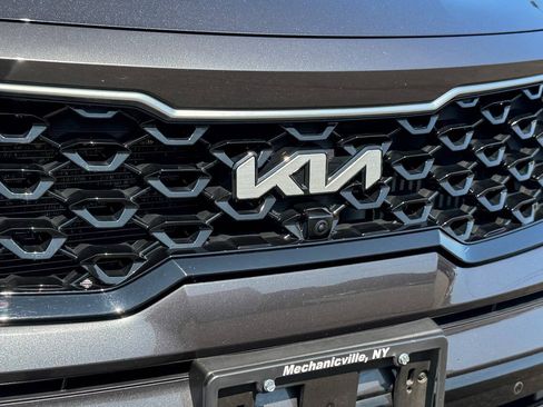 Used 2023 Kia Sorento SX Prestige AWD/4WD image 9