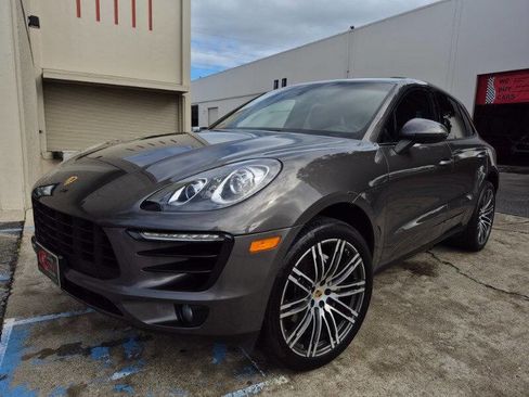 Used 2016 Porsche Macan S image 2