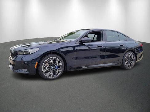 New 2026 BMW 530i w/ M Sport Package image 3