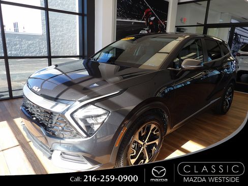 Used 2023 Kia Sportage EX FWD image 1