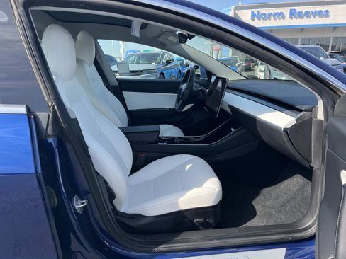 Used 2019 Tesla Model 3 Long Range image 29