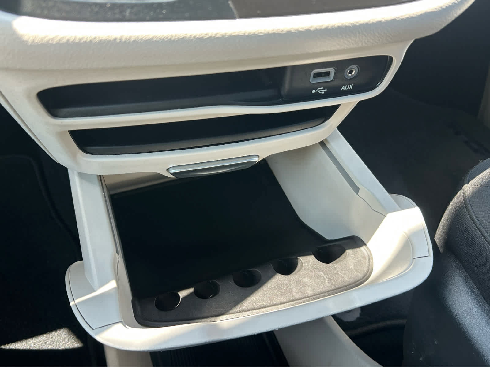 Used 2018 Chrysler Pacifica Touring Plus FWD image 42