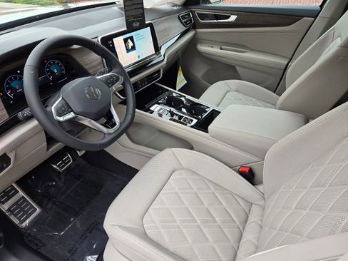 New 2026 Volkswagen Atlas SEL Premium R-Line image 12