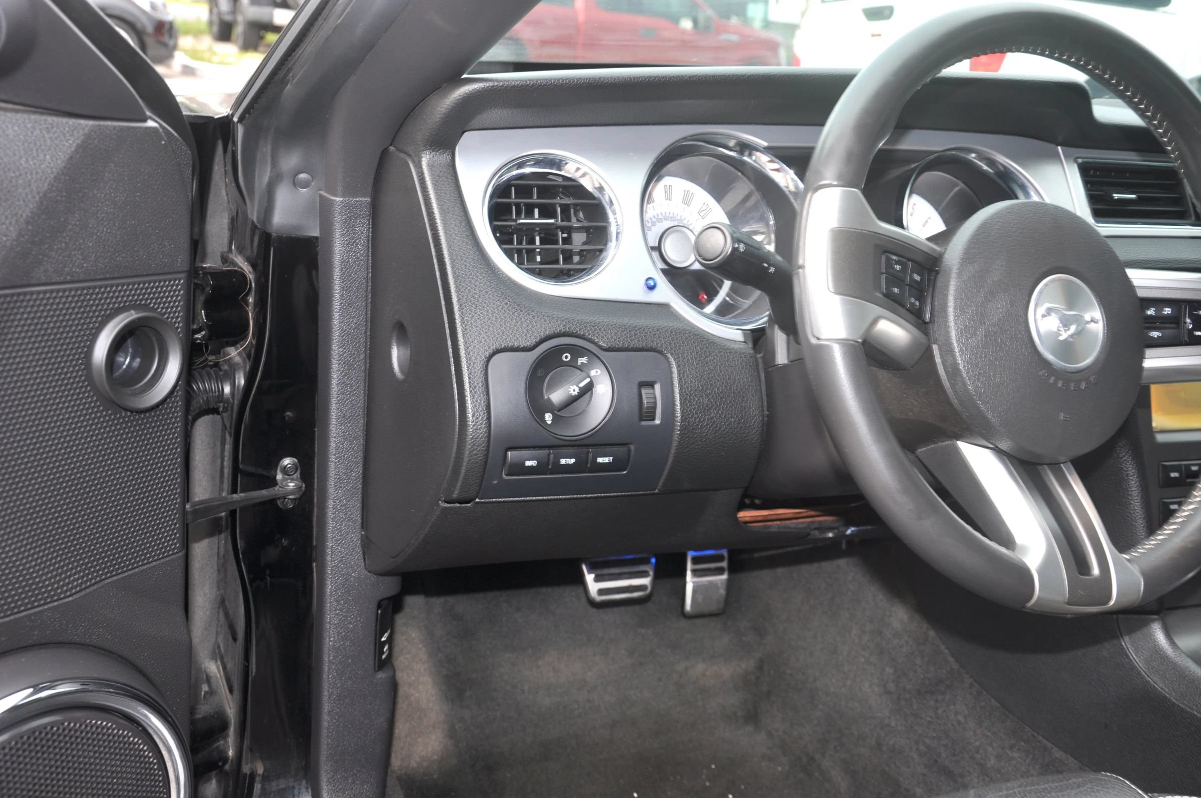 Used 2012 Ford Mustang Premium w/ Electronics Pkg RWD image 17