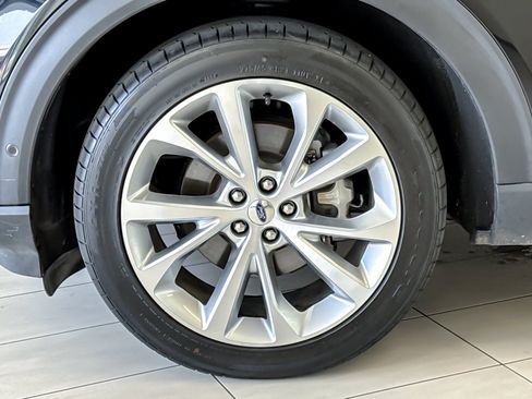Certified 2021 Ford Explorer Platinum w/ Equipment Group 601A AWD/4WD image 26