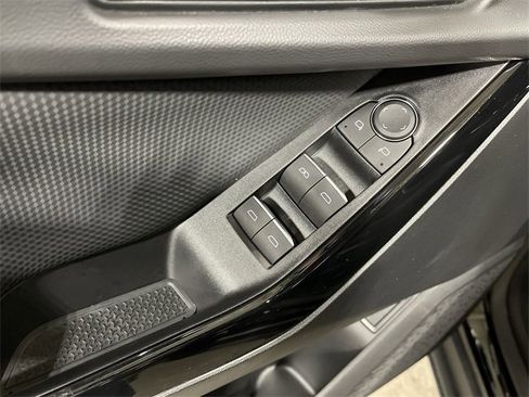 Used 2025 Chevrolet Equinox RS w/ Safety and Technology Package image 19