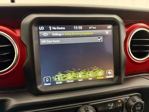 Used 2022 Jeep Gladiator Rubicon w/ LED Lighting Group AWD/4WD image 19