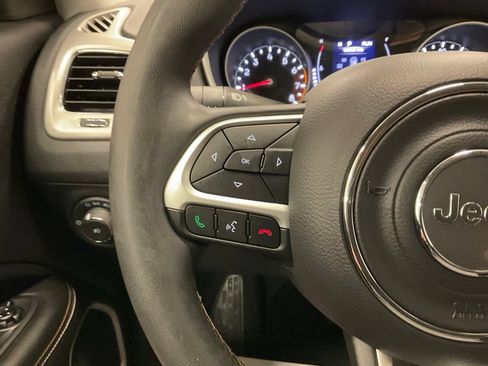 Used 2021 Jeep Compass Latitude AWD/4WD image 18