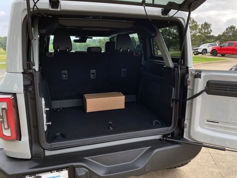 Used 2026 Ford Bronco Outer Banks AWD/4WD image 38