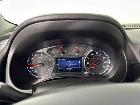 Used 2023 GMC Terrain SLE w/ Driver Convenience Package image 17