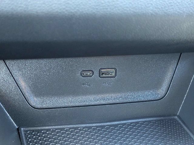 Used 2025 Chevrolet Equinox LT FWD image 22