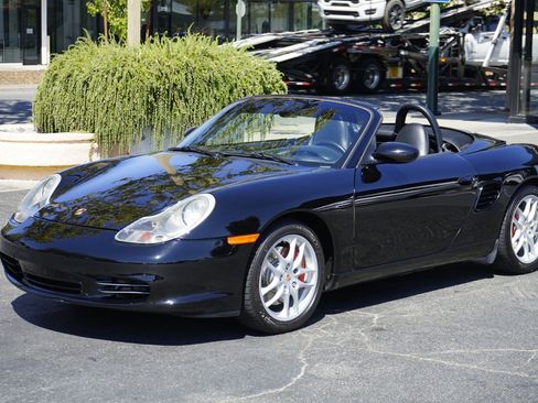 Used 2003 Porsche Boxster S image 3