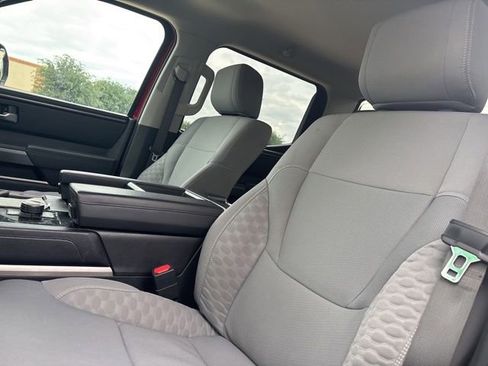 Used 2022 Toyota Tundra SR5 RWD image 8