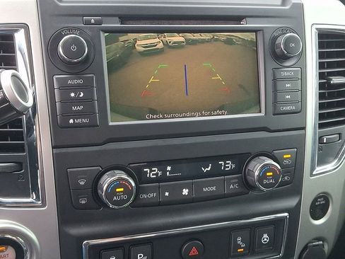 Used 2019 Nissan Titan PRO-4X w/ Pro-4x Convenience Package AWD/4WD image 18