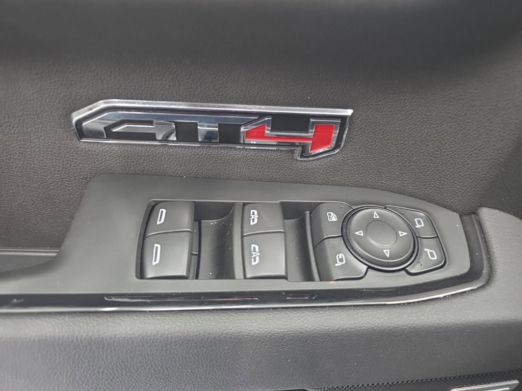 Used 2026 GMC Sierra 1500 AT4 w/ AT4 Premium Package AWD/4WD image 38