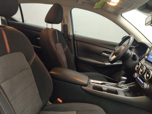 Used 2022 Nissan Sentra SR w/ Lighting Package FWD image 21