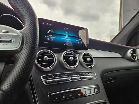 Certified 2022 Mercedes-Benz GLC 43 AMG 4MATIC image 26