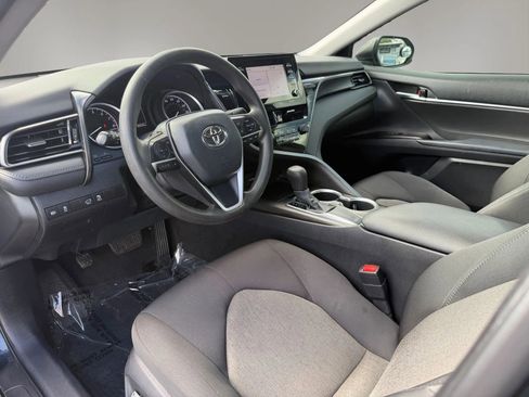 Used 2021 Toyota Camry LE w/ Carpet Mat Package (TMS) FWD image 13