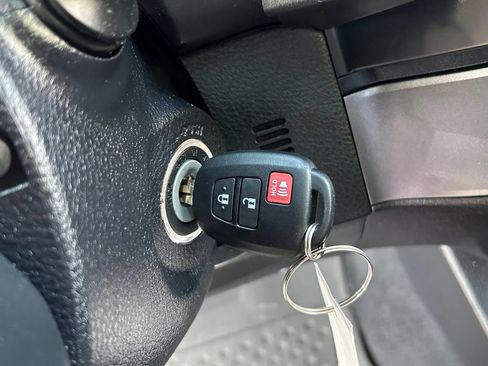 Used 2021 Toyota Tacoma TRD Pro AWD/4WD image 25