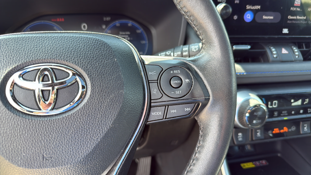 Used 2024 Toyota RAV4 XSE w/ Advanced Technology Package AWD/4WD image 25