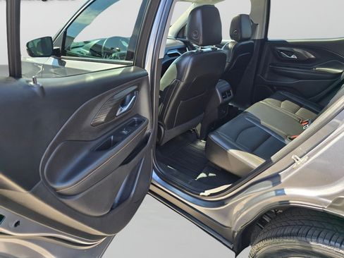 Used 2018 GMC Terrain SLT w/ Preferred Package AWD/4WD image 24