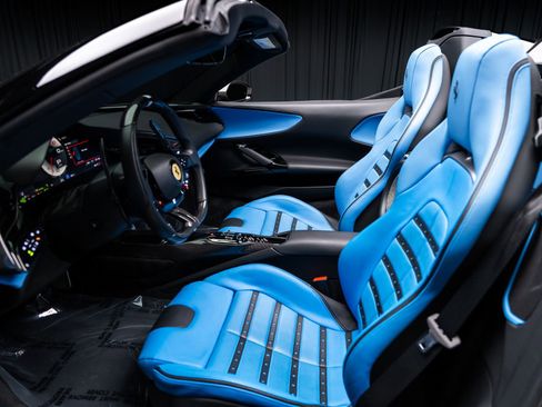 Used 2022 Ferrari SF90 Spider AWD/4WD image 60