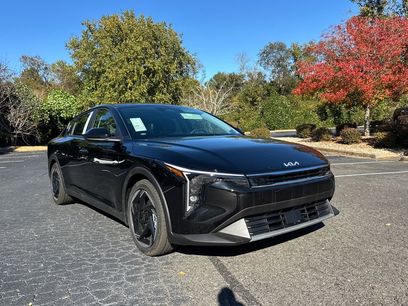 New 2025 Kia K4 EX