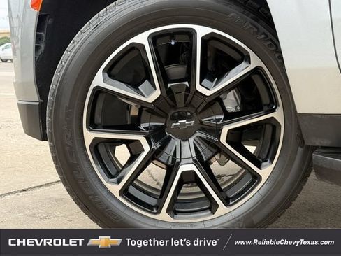 Used 2024 Chevrolet Tahoe RST w/ Luxury Package RWD image 10