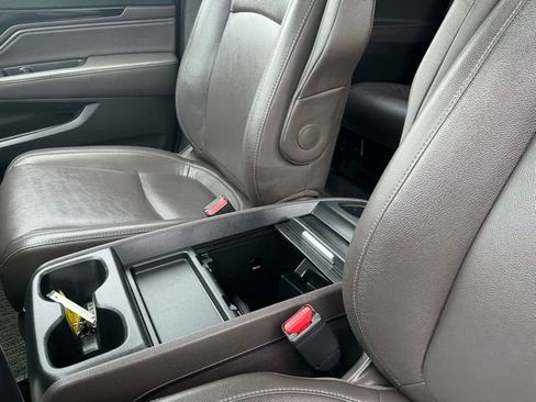 Used 2021 Honda Odyssey Touring image 32