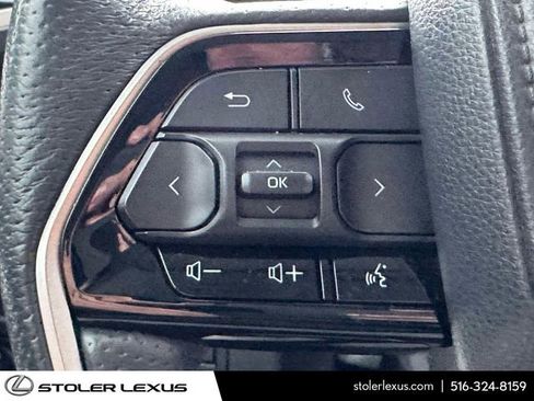 Used 2023 Toyota Sequoia Limited image 22