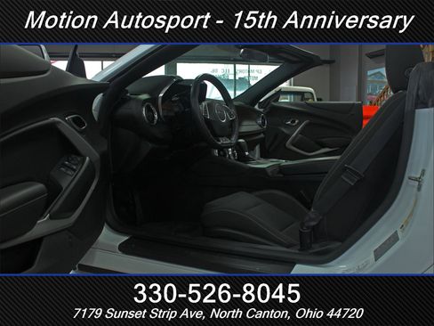 Used 2016 Chevrolet Camaro SS image 19
