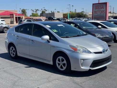 Used 2015 Toyota Prius Persona Series image 3