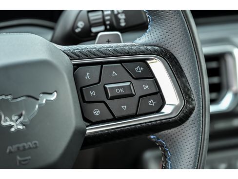 Used 2025 Ford Mustang GT Premium RWD image 30