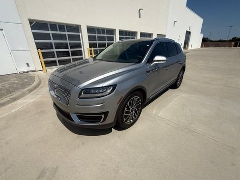 Used 2020 Lincoln Nautilus Reserve w/ Equipment Group 201A FWD image 7
