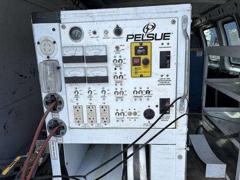 Used 2014 Chevrolet Express 2500 2500 3dr Cargo Van w/1WT image 16