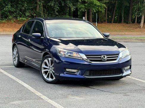 Used 2013 Honda Accord Sport image 4