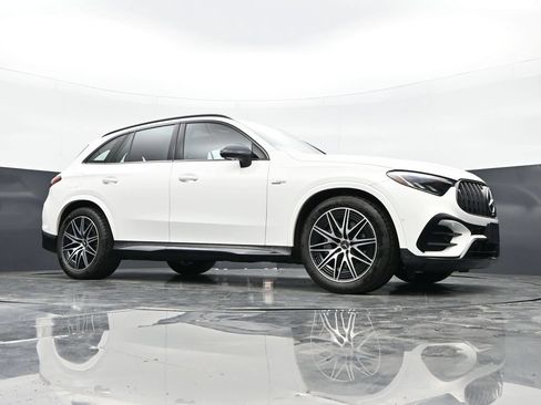 Used 2025 Mercedes-Benz GLC 43 AMG 4MATIC image 28