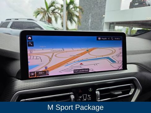Used 2023 BMW X4 xDrive30i w/ M Sport Package AWD/4WD image 8