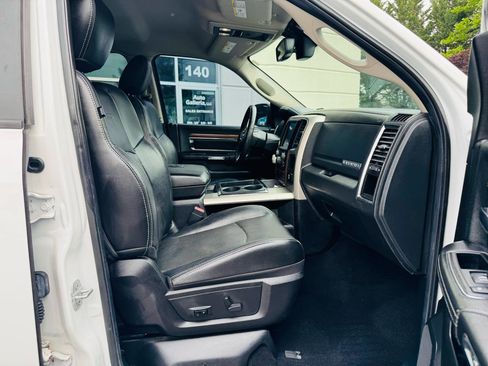 Used 2014 RAM 1500 Laramie w/ Convenience Group AWD/4WD image 21